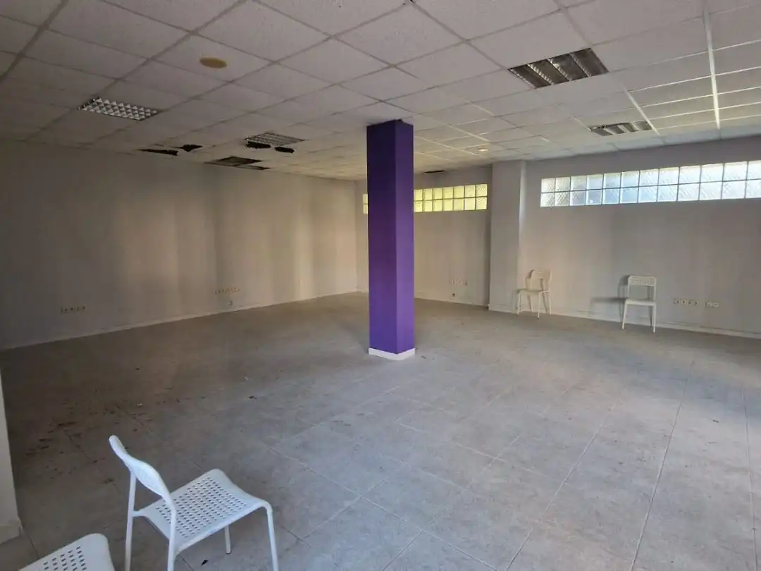 Geschaftsraum zur Miete in Marbella mit Terrasse und Alarm