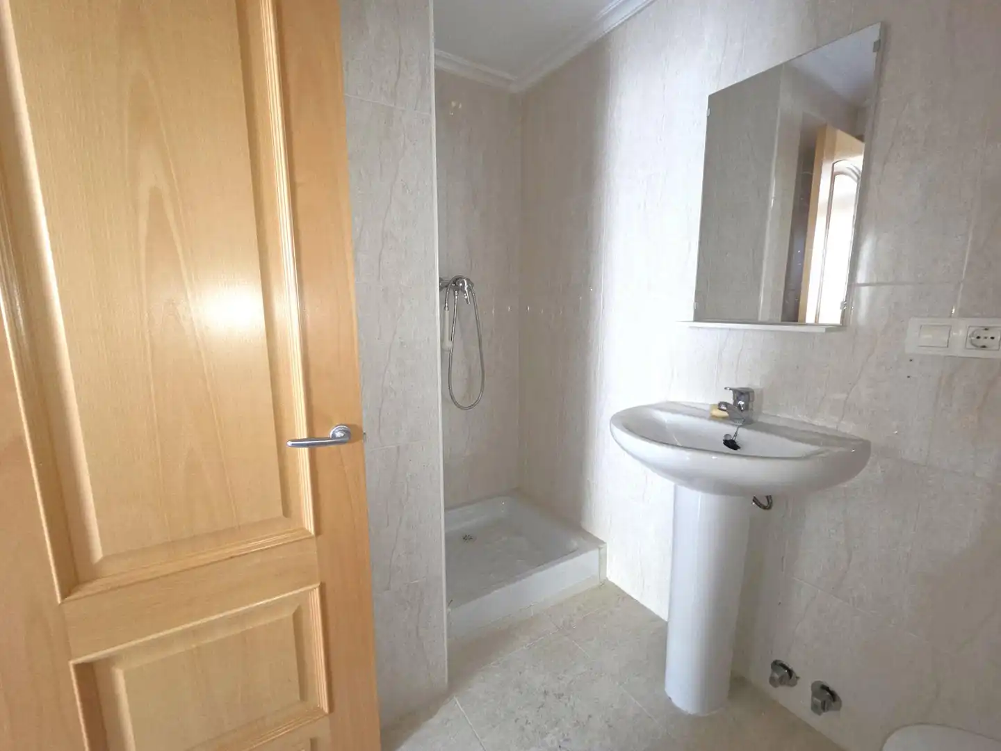 Bany de Apartament en venda en Aller amb Calefacció