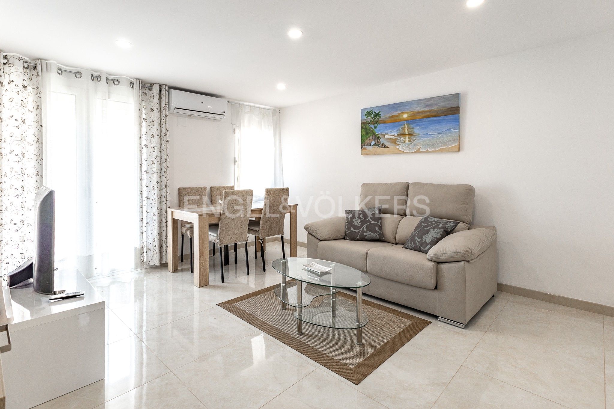 Living room of Apartment for sale in Castelldefels  with Air Conditioner, Heating and Storage room