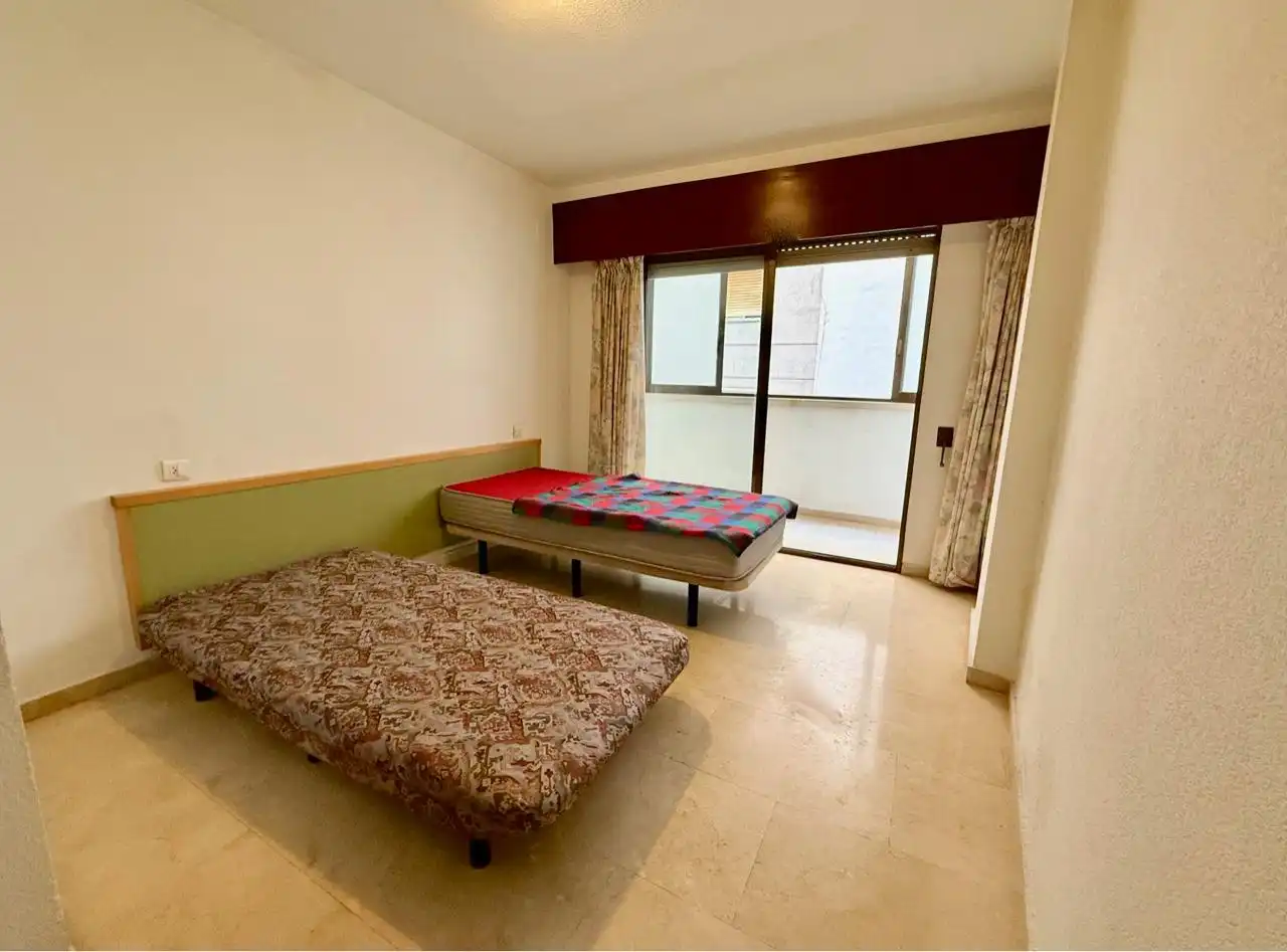 Apartamento con terraza en venta en Avenida AIGUERA, imagen 24