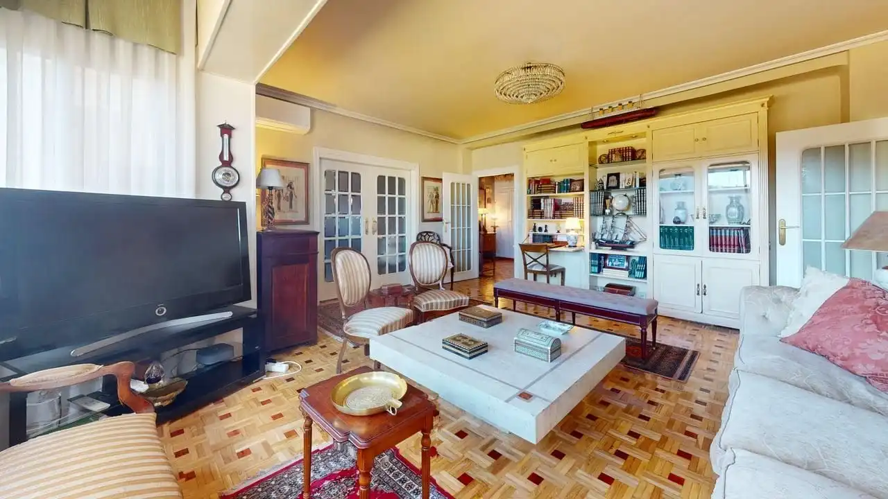 Living room of Flat for sale in Madrid  with Air Conditioner and Heating
