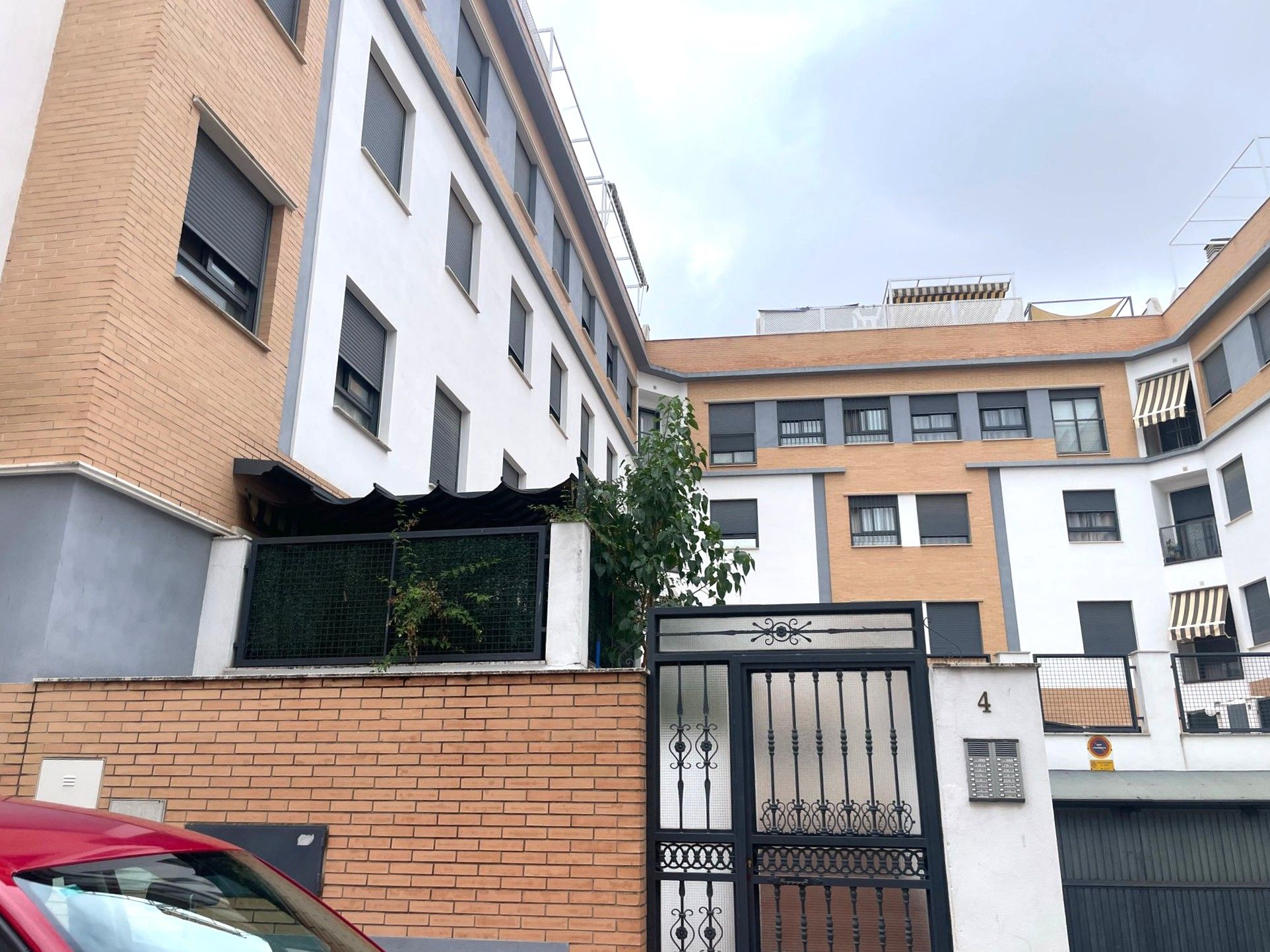 Exterior view of Flat for sale in Linares