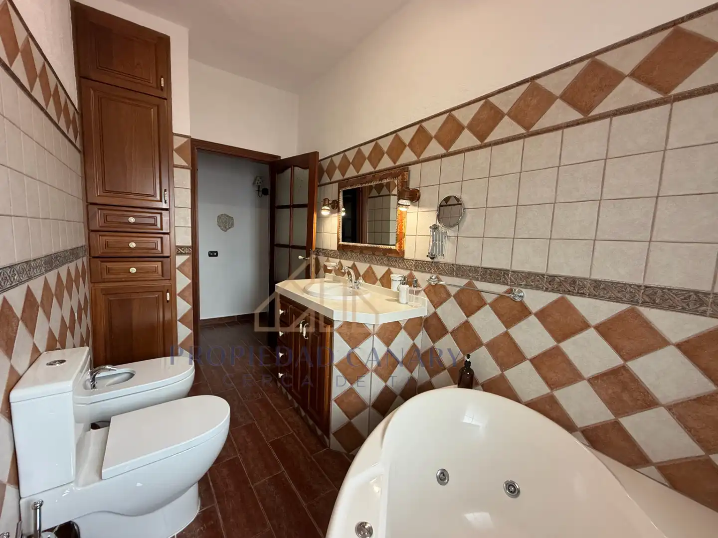 Bathroom of Flat for rent in Santa Úrsula  with Terrace, Furnished and Oven