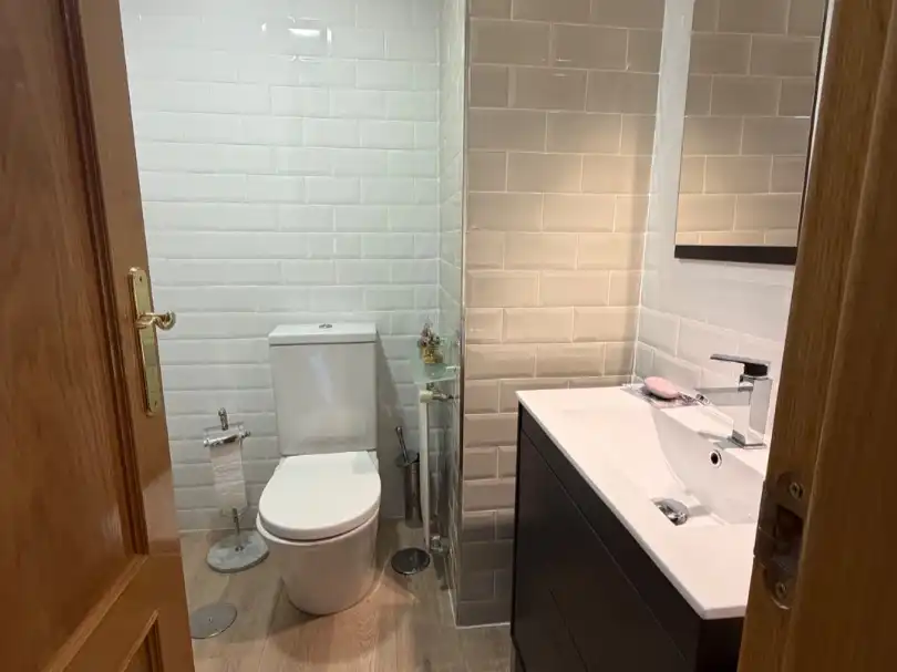 Bathroom of Flat for sale in  Madrid Capital  with Air Conditioner