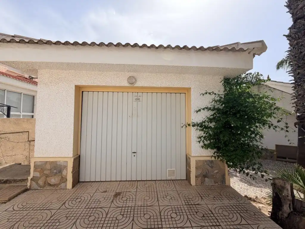 Vista exterior de Casa o chalet en venta en Rojales con Aire acondicionado, Calefacción y Jardín privado