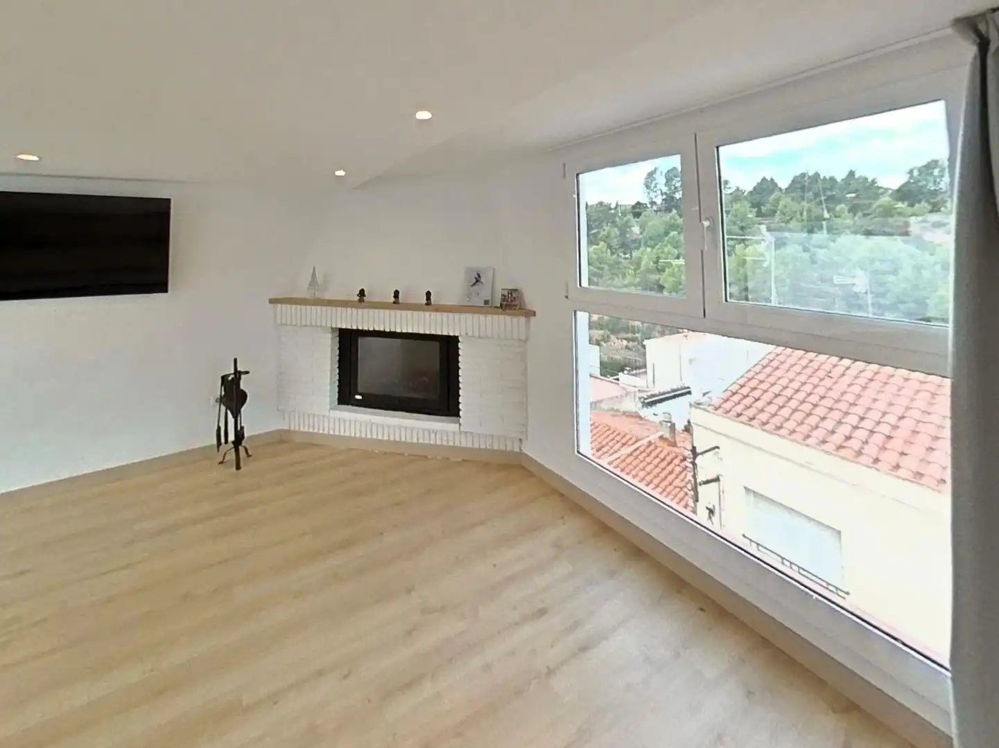Sala d'estar de Casa o xalet en venda en Castellar del Vallès amb Aire condicionat, Calefacció i Terrassa
