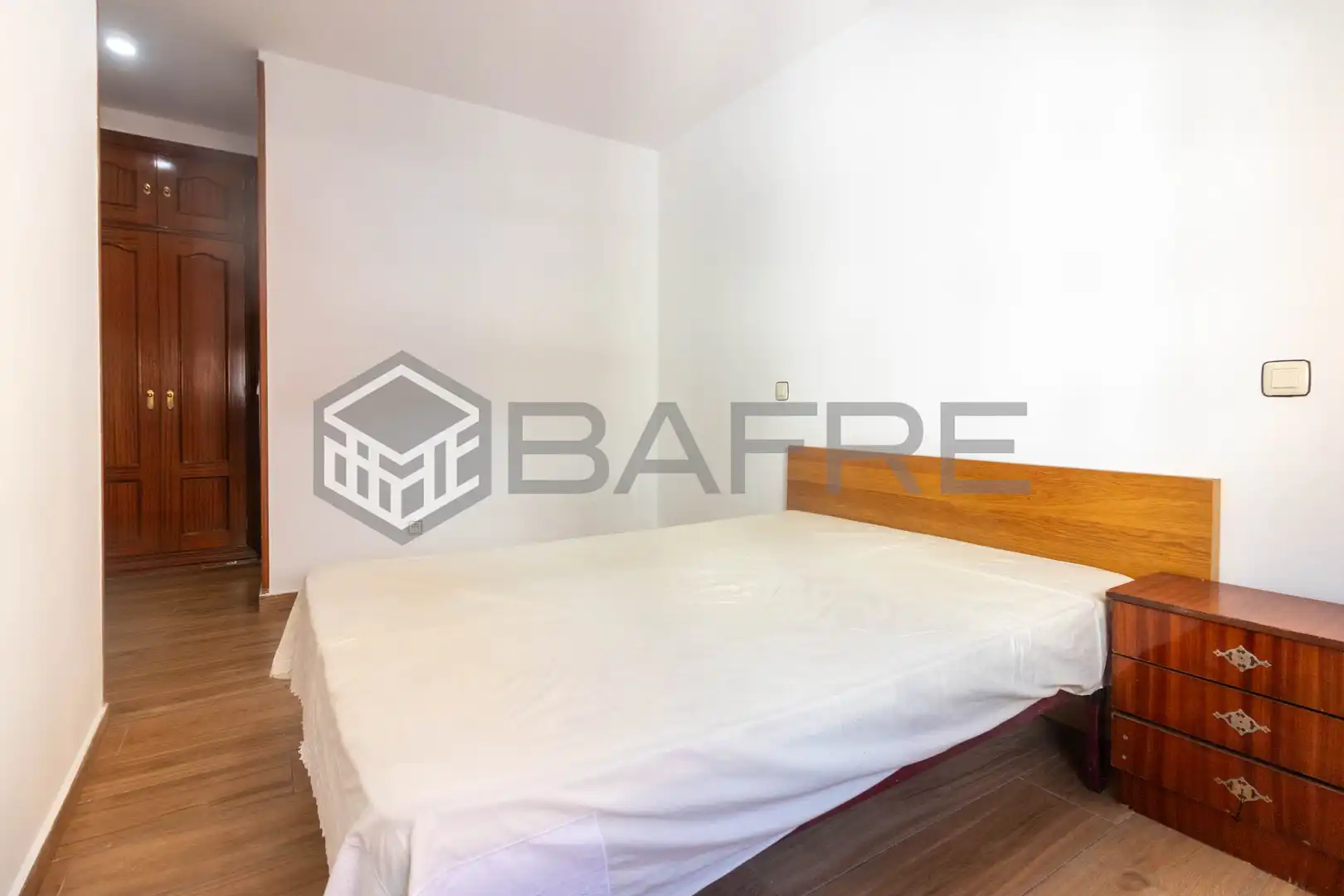 Schlafzimmer von Wohnung zum Verkauf in Madrid mit Klimaanlage und Abstellraum