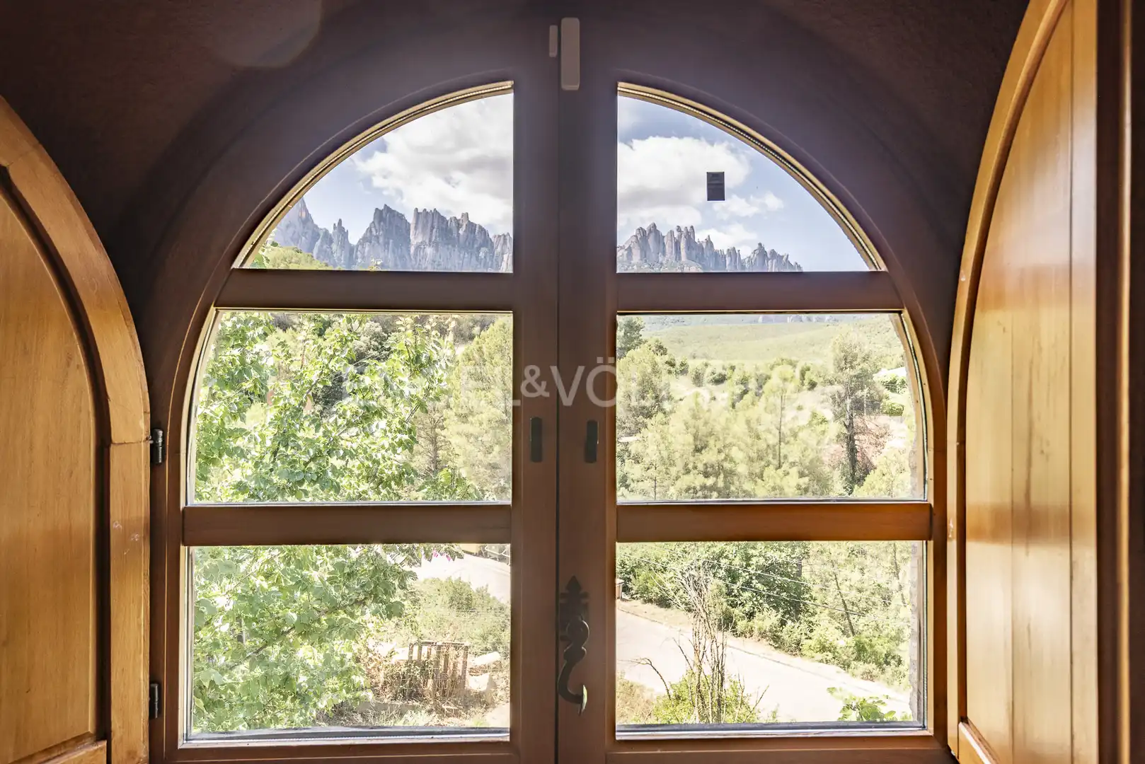 Country homes for sale in Castellbell i el Vilar  with Heating, Private garden and Swimming Pool