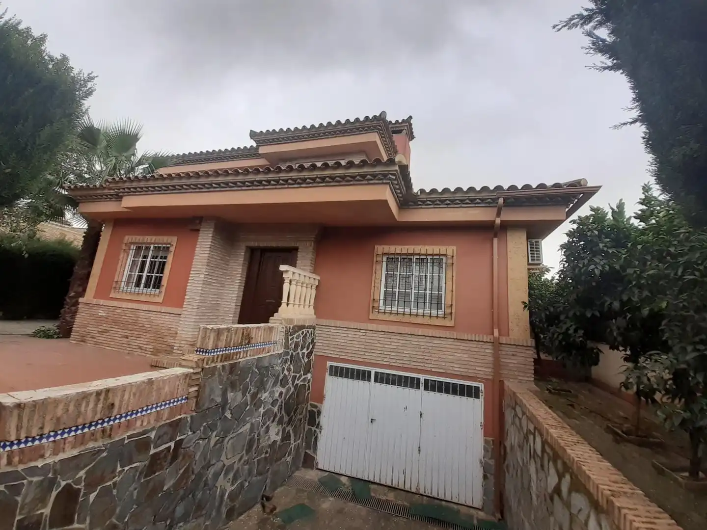 Vista exterior de Casa o chalet de alquiler en Córdoba con Aire acondicionado, Terraza y Trastero