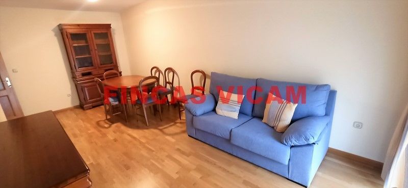 Sala d'estar de Pis de lloguer en  Huesca Capital amb Aire condicionat, Calefacció i Parquet