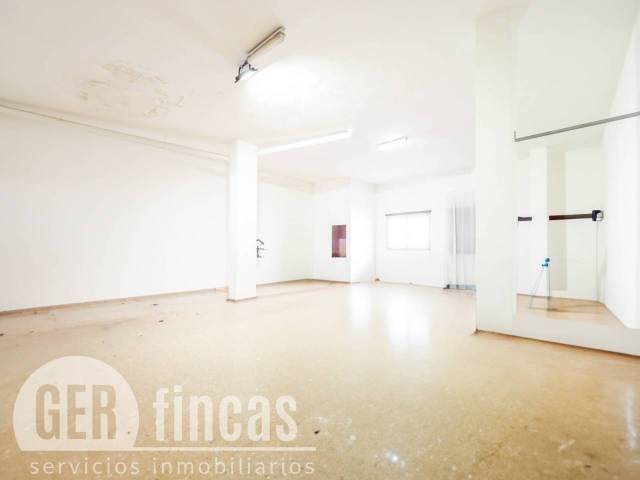 Local comercial en Venta en Calle Miquel Vives en Plaça Catalunya - Escola Industrial
