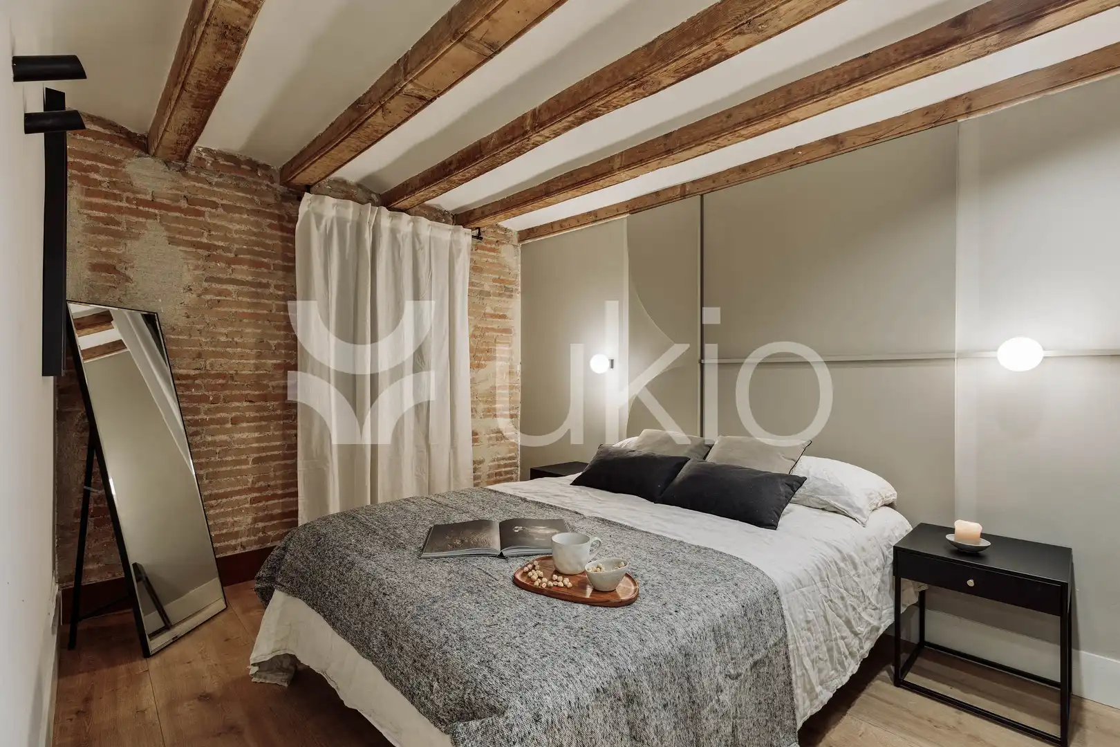 Habitación de Apartamento de alquiler en Barcelona con Aire acondicionado, Calefacción y Amueblado