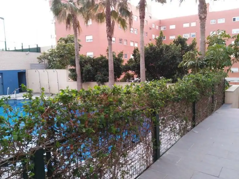 Piscina de Planta baja en venta en Almería con Aire acondicionado, Terraza y Trastero
