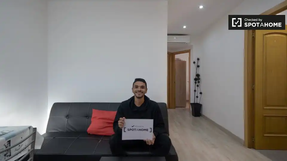 Living room of Flat for rent in Madrid  with Air Conditioner, Heating and Furnished