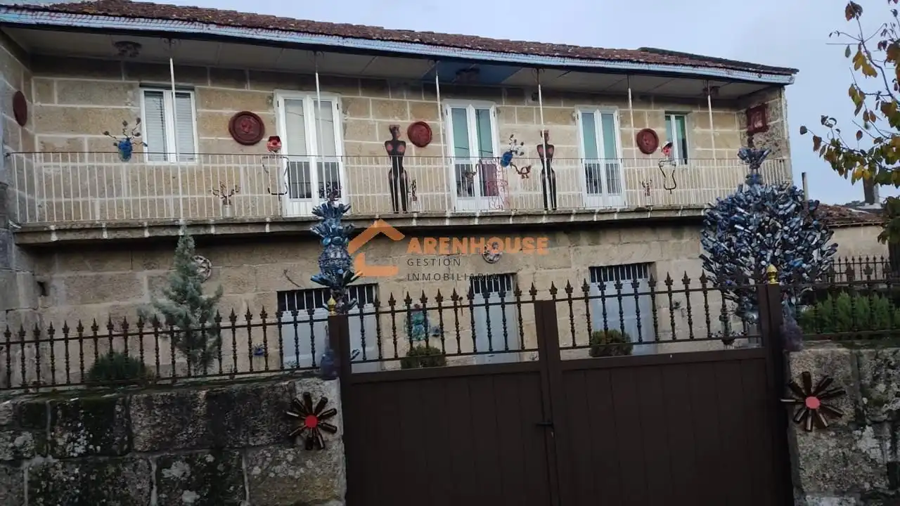 Casa con terrazza in vendita a San Amaro
