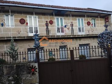 Casa con balcone in vendita a San Amaro