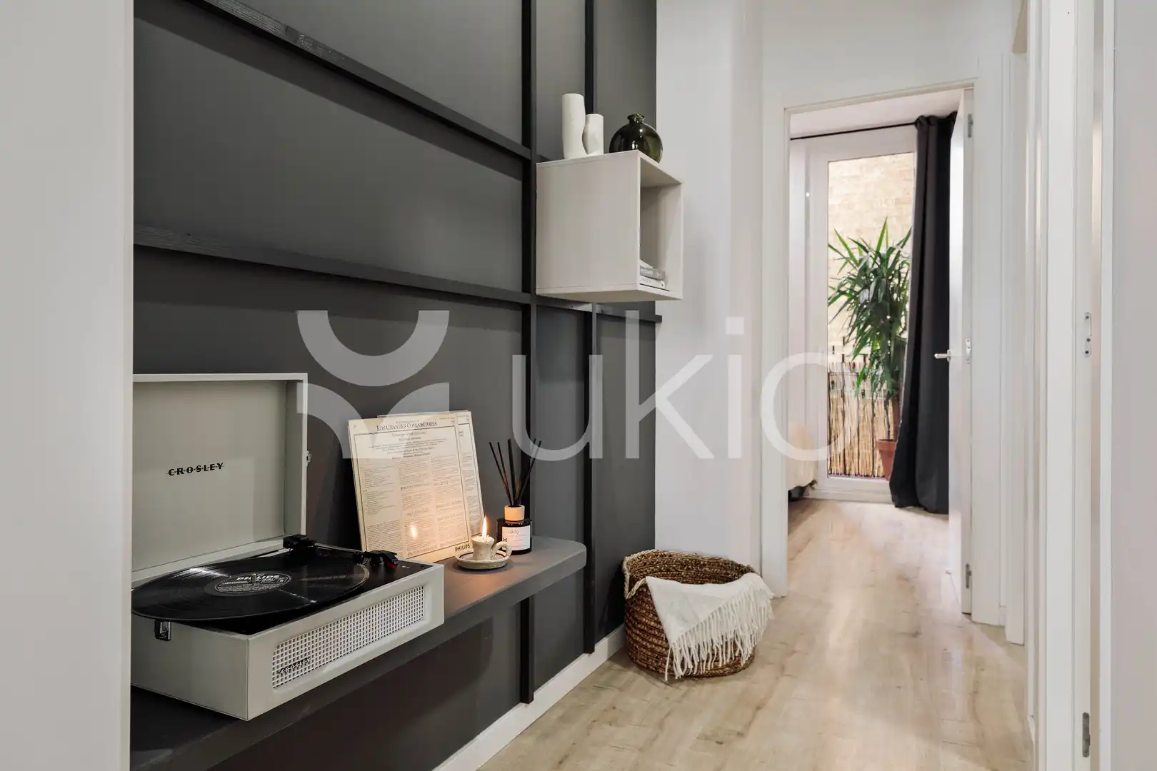 Apartamento con terraza en alquiler en Carrer de Sepúlveda, imagen 17