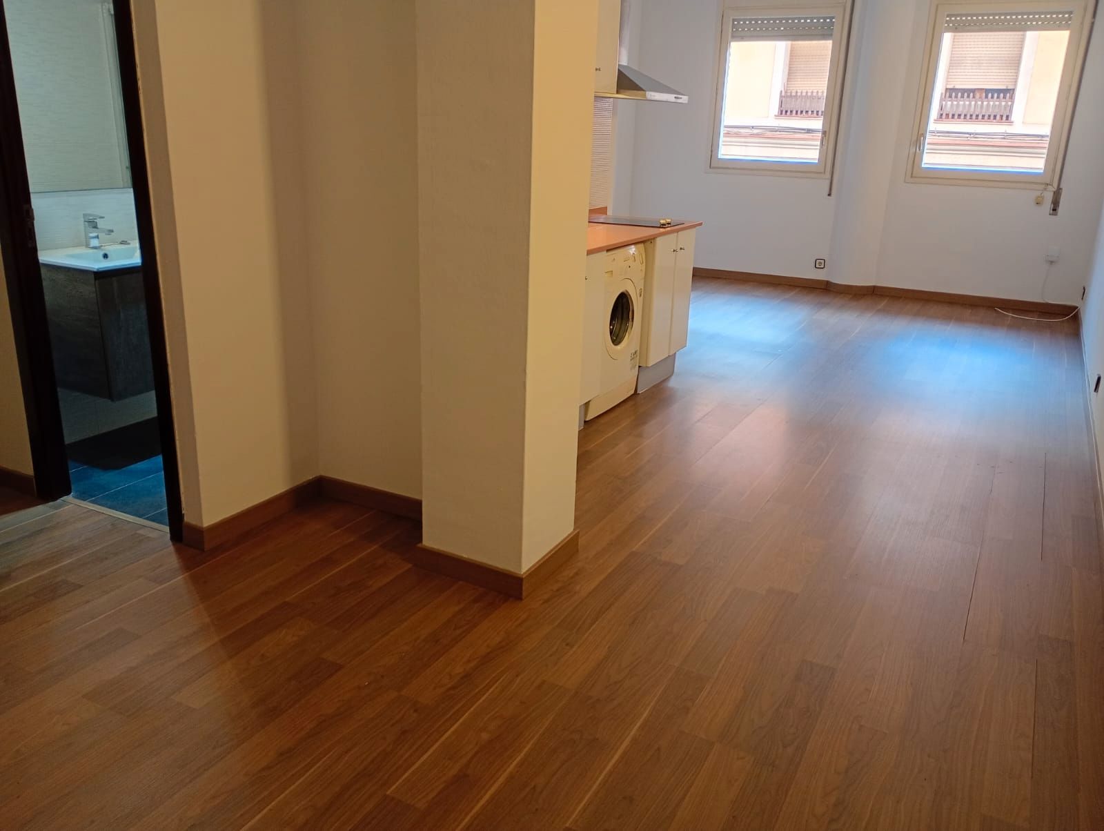 Dormitori de Estudi de lloguer en  Barcelona Capital amb Rentadora