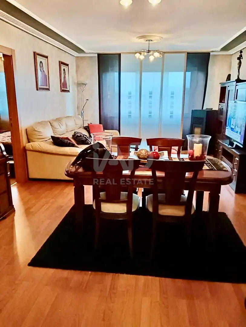 Sala de estar de Casa o chalet en venta en Soto de la Vega con Calefacción y Terraza