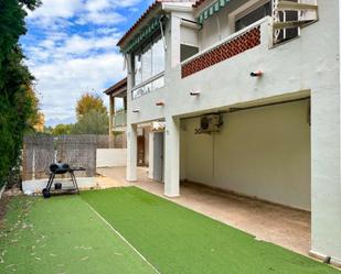 Jardí de Casa o xalet en venda en L'Alfàs del Pi amb Aire condicionat, Terrassa i Piscina