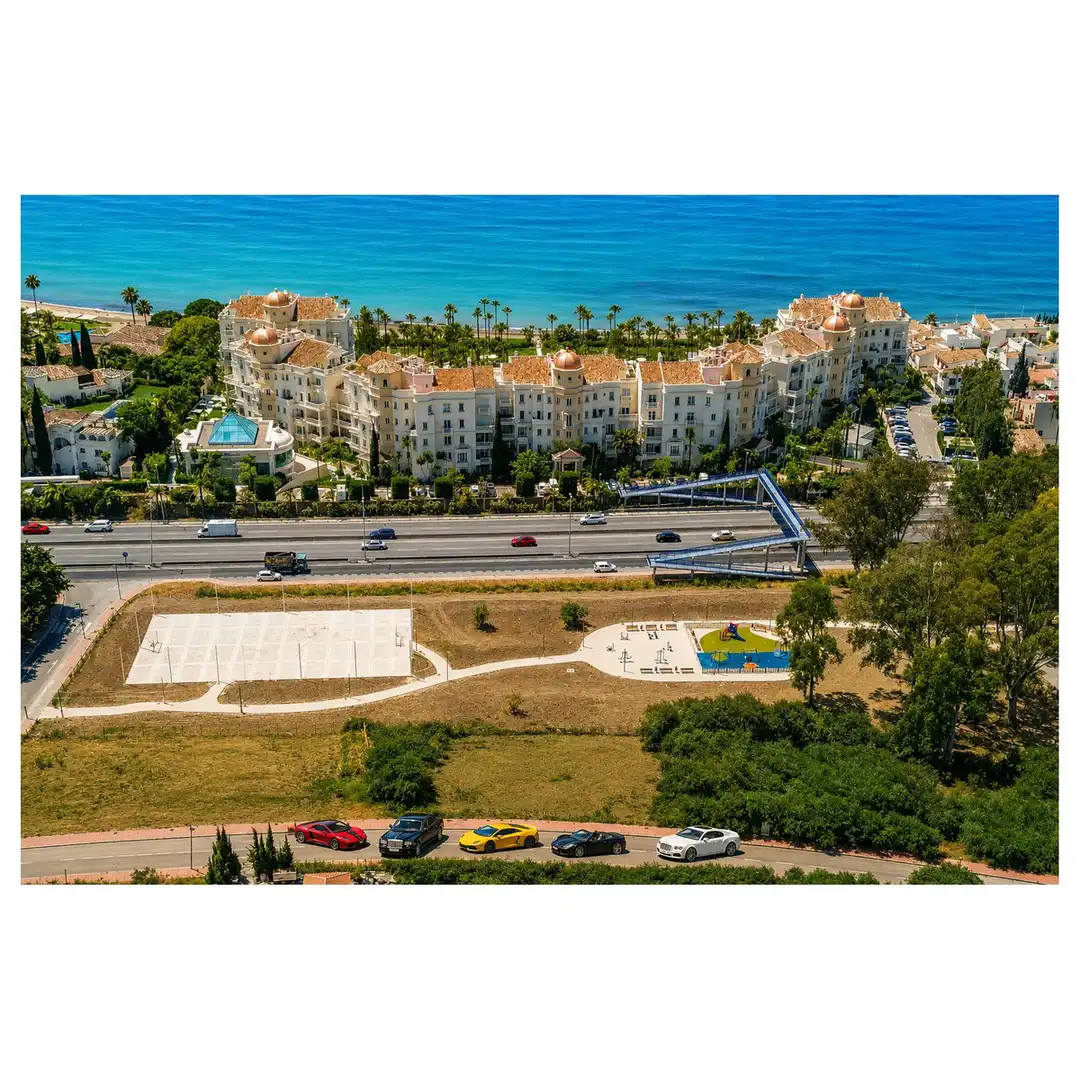 Terreno residencial en venta en Selwo, imagen 2