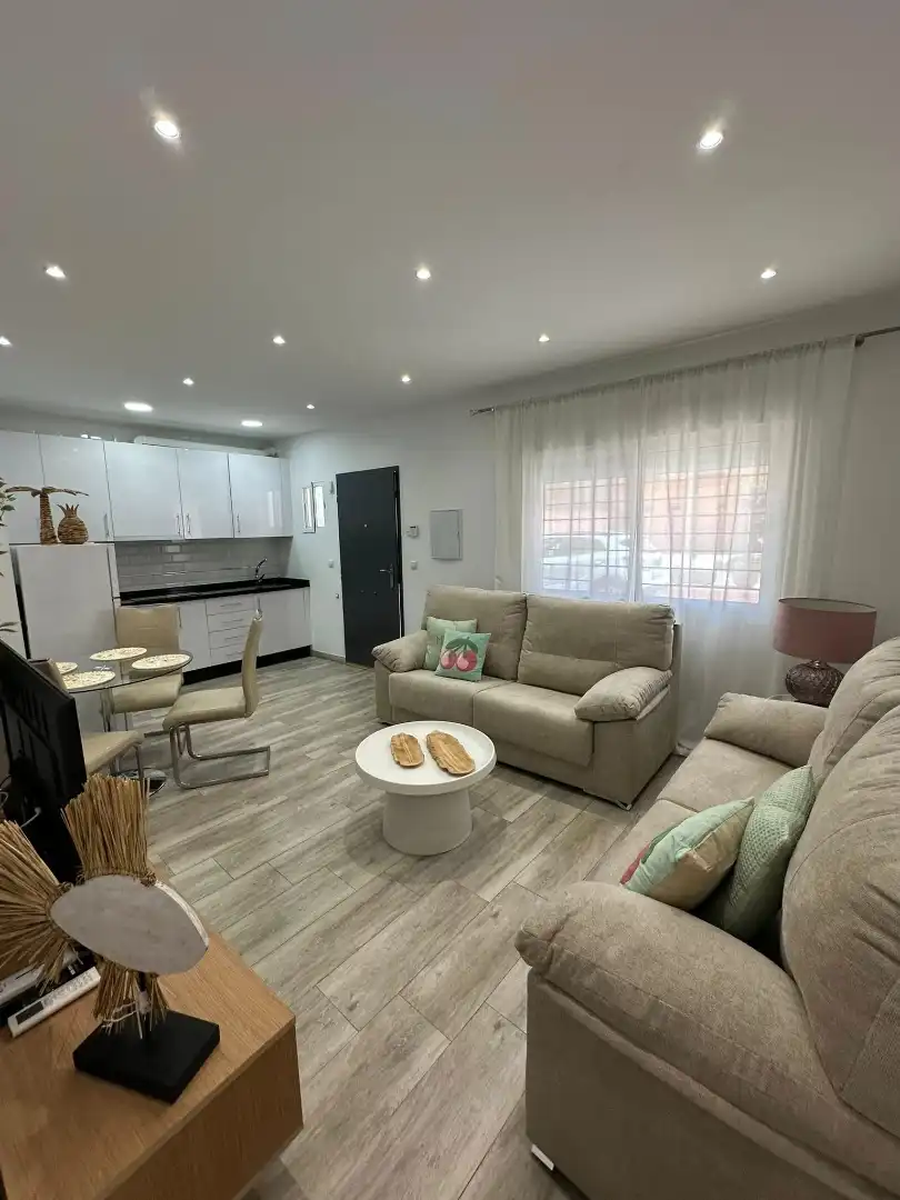 Wohnzimmer von Wohnung zur Miete in Fuengirola mit Klimaanlage, Möbliert und Waschmaschine