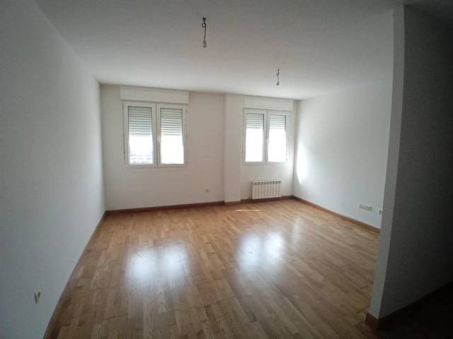 Planta baja en Venta en Hontanares de Eresma