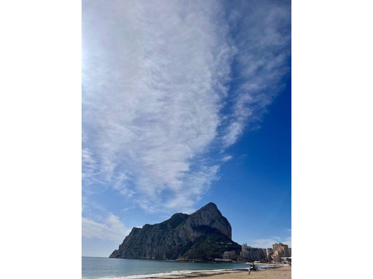 Vista exterior de Àtic en venda en Calpe / Calp amb Aire condicionat, Jardí privat i Terrassa
