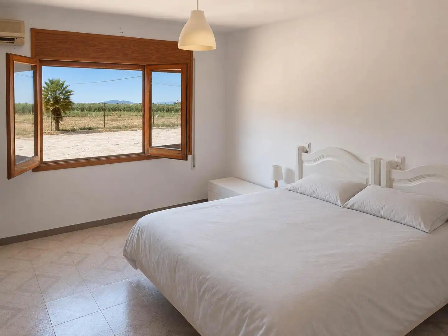 Habitación de Casa o chalet en venta en Deltebre con Aire acondicionado y Calefacción