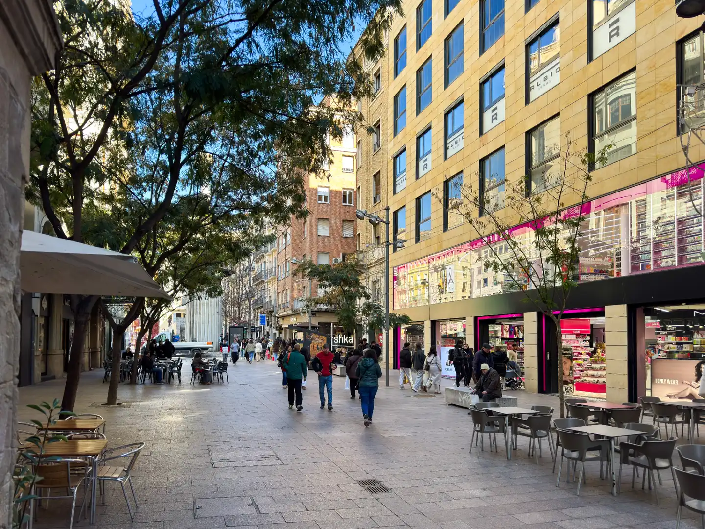 Vista exterior de Piso en venta en Lleida con Calefacción, Parquet y Horno