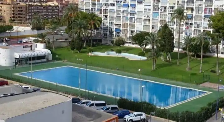 Monolocale con piscina in vendita a Juzgados - Plaza de Toros
