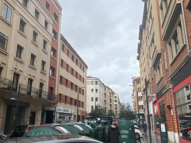 Local comercial en traspaso en Calle de Tafalla 31003, imagen 13