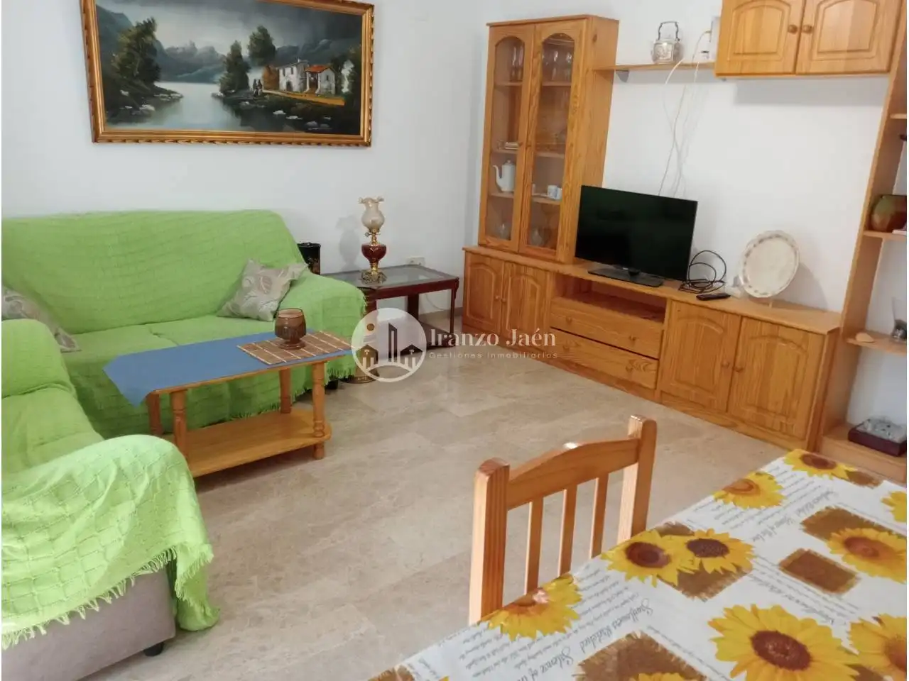 Piso con ascensor en venta en Calle Martínez Molina