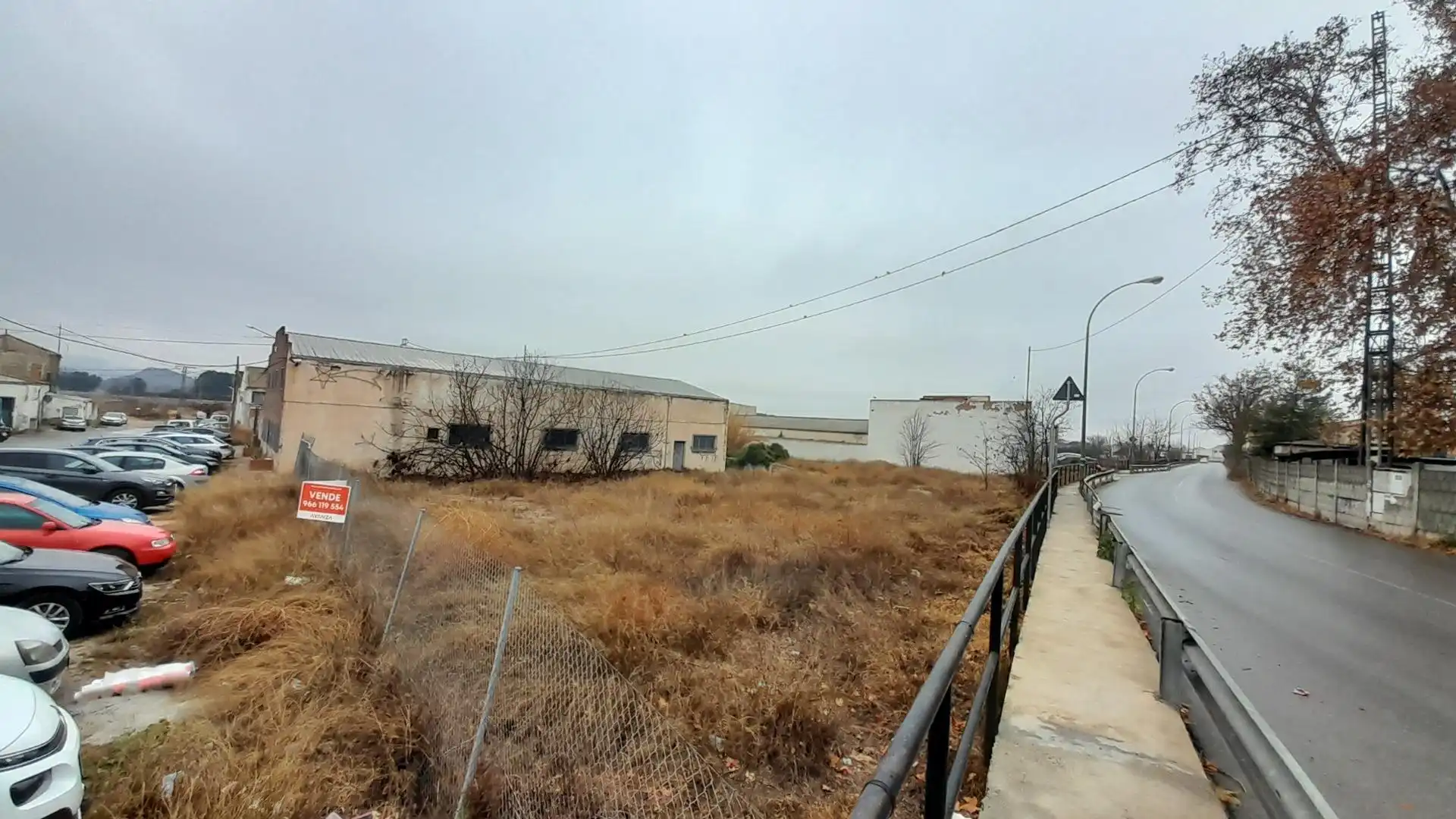 Terreno industrial en venta en Villena