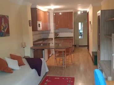 Estudio con ascensor en venta en Calle del Padre Buenaventura de Paredes 30