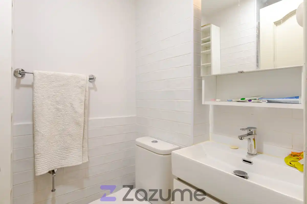 Baño de Piso de alquiler en Alcobendas con Aire acondicionado, Calefacción y Parquet