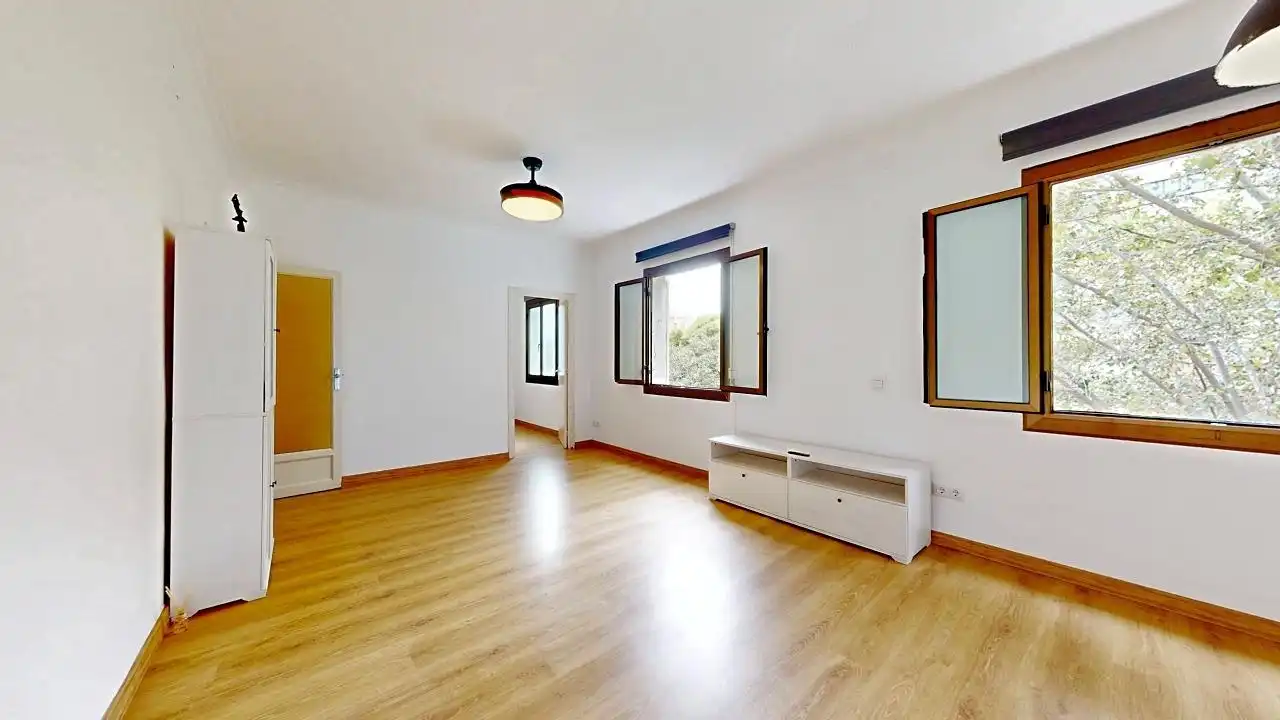 Sala d'estar de Pis en venda en Barcelona amb Parquet