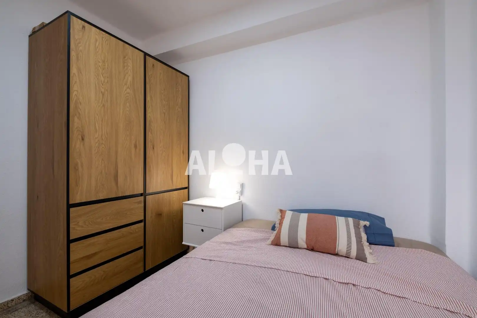 Bedroom of Apartments for rent in Moncada  with Air Conditioner, Furnished and Balcony