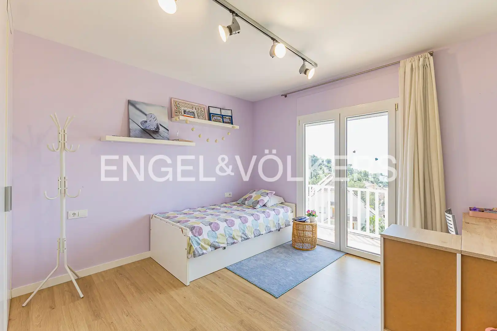 Habitación de Casa o chalet en venta en Sitges con Aire acondicionado, Calefacción y Jardín privado