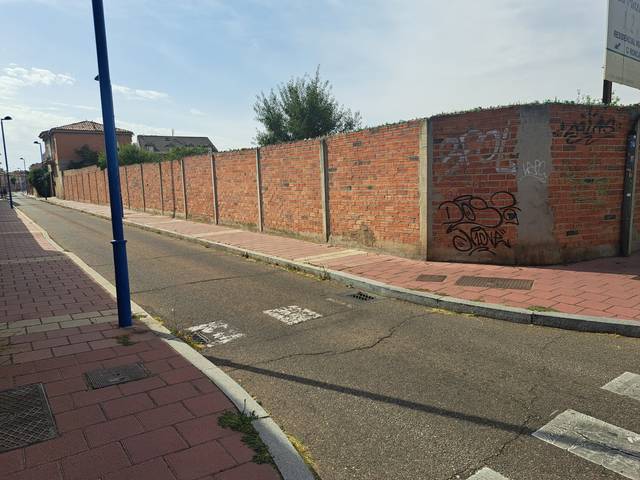 Terreno residencial en Venta en Calle Roncal, 1 en Barrio España