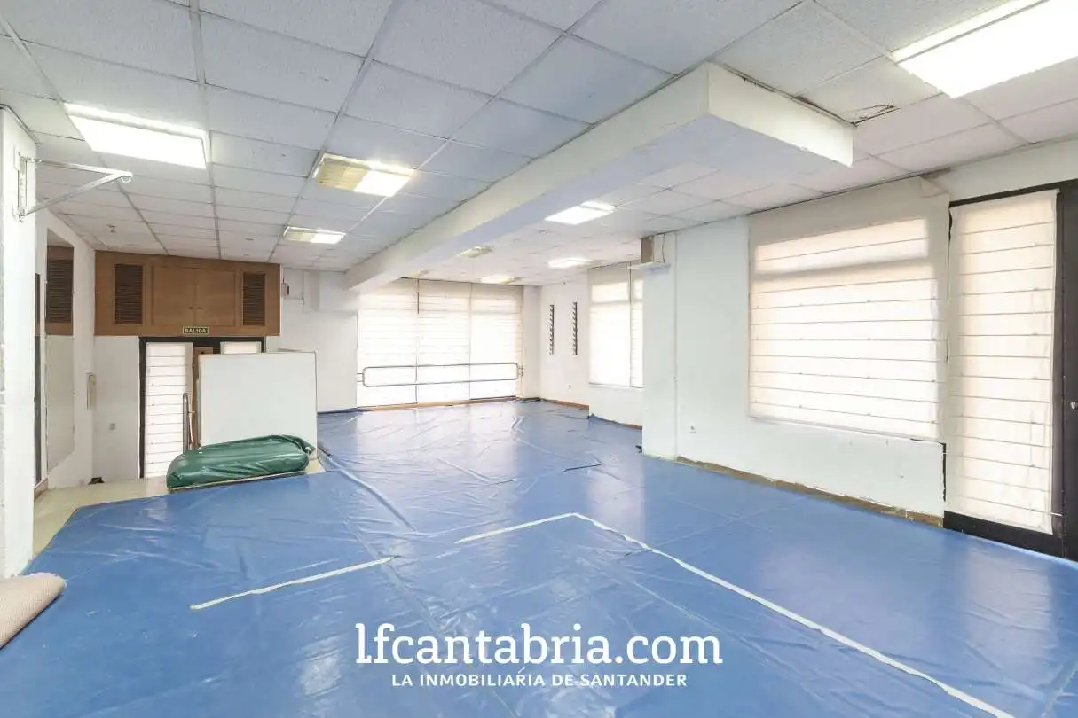 Locale commerciale in vendita a Calle Isaac Peral, imagen 4