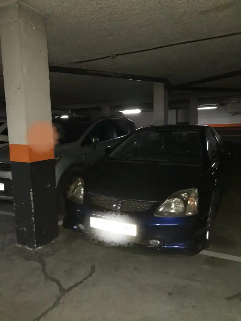 Parking de Piso en venta en Madrid con Calefacción, Parquet y Trastero