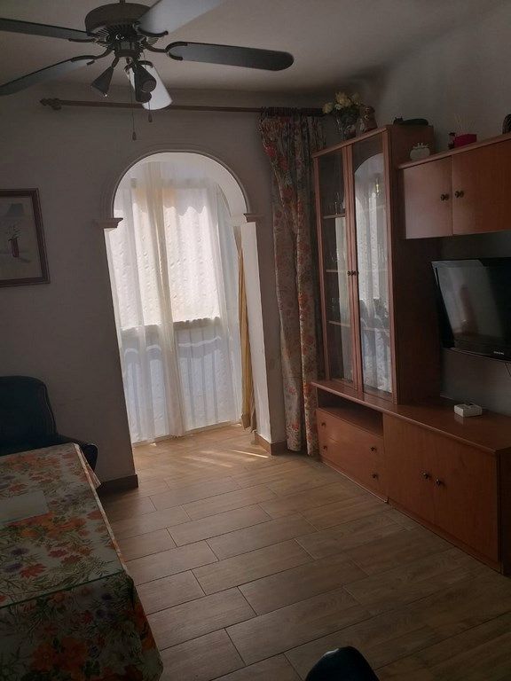 Dormitori de Pis de lloguer en La Línea de la Concepción amb Moblat, Forn i Rentadora
