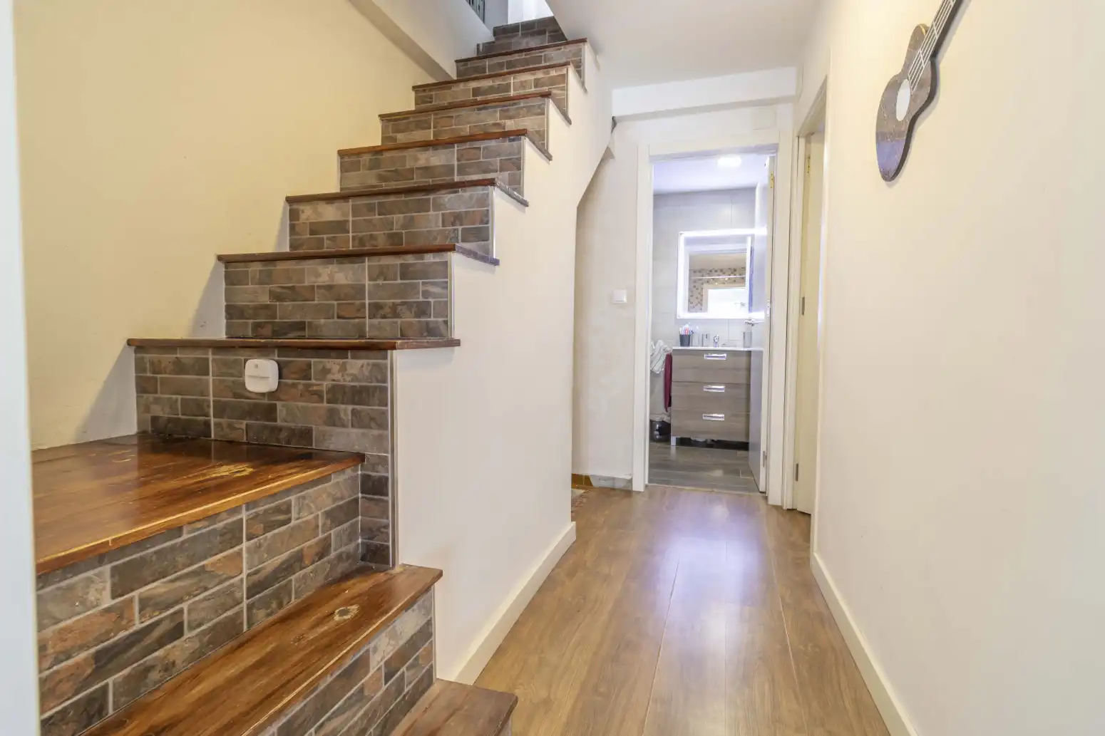 Detached homes for sale in Sevilla  with Air Conditioner