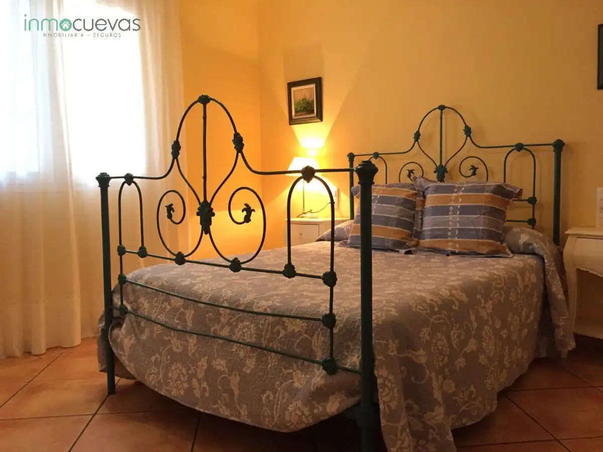 Habitación de Casa o chalet en venta en Cuevas del Almanzora con Terraza, Trastero y Amueblado