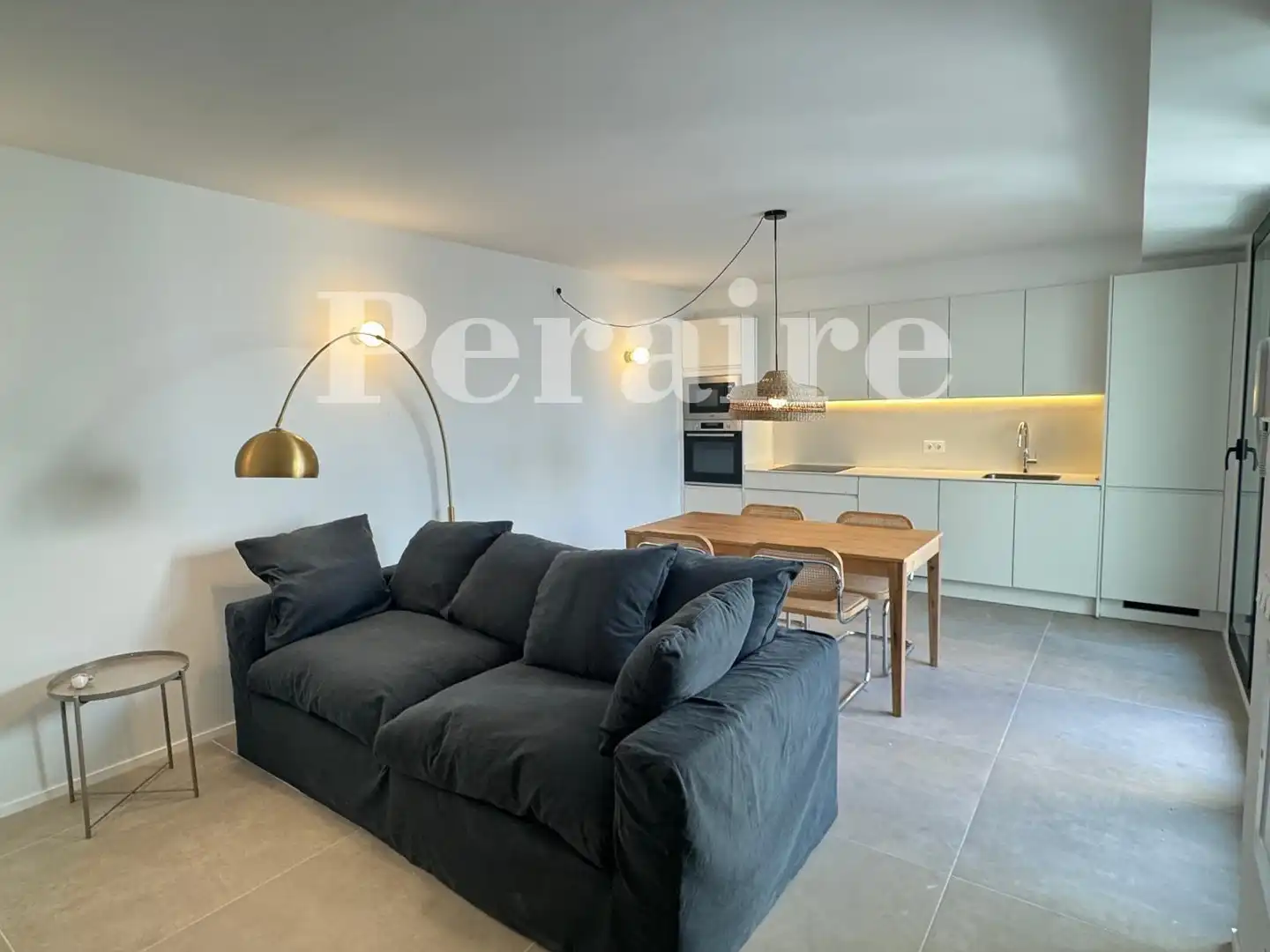 Sala d'estar de Casa o xalet de lloguer en Badalona amb Aire condicionat, Calefacció i Parquet