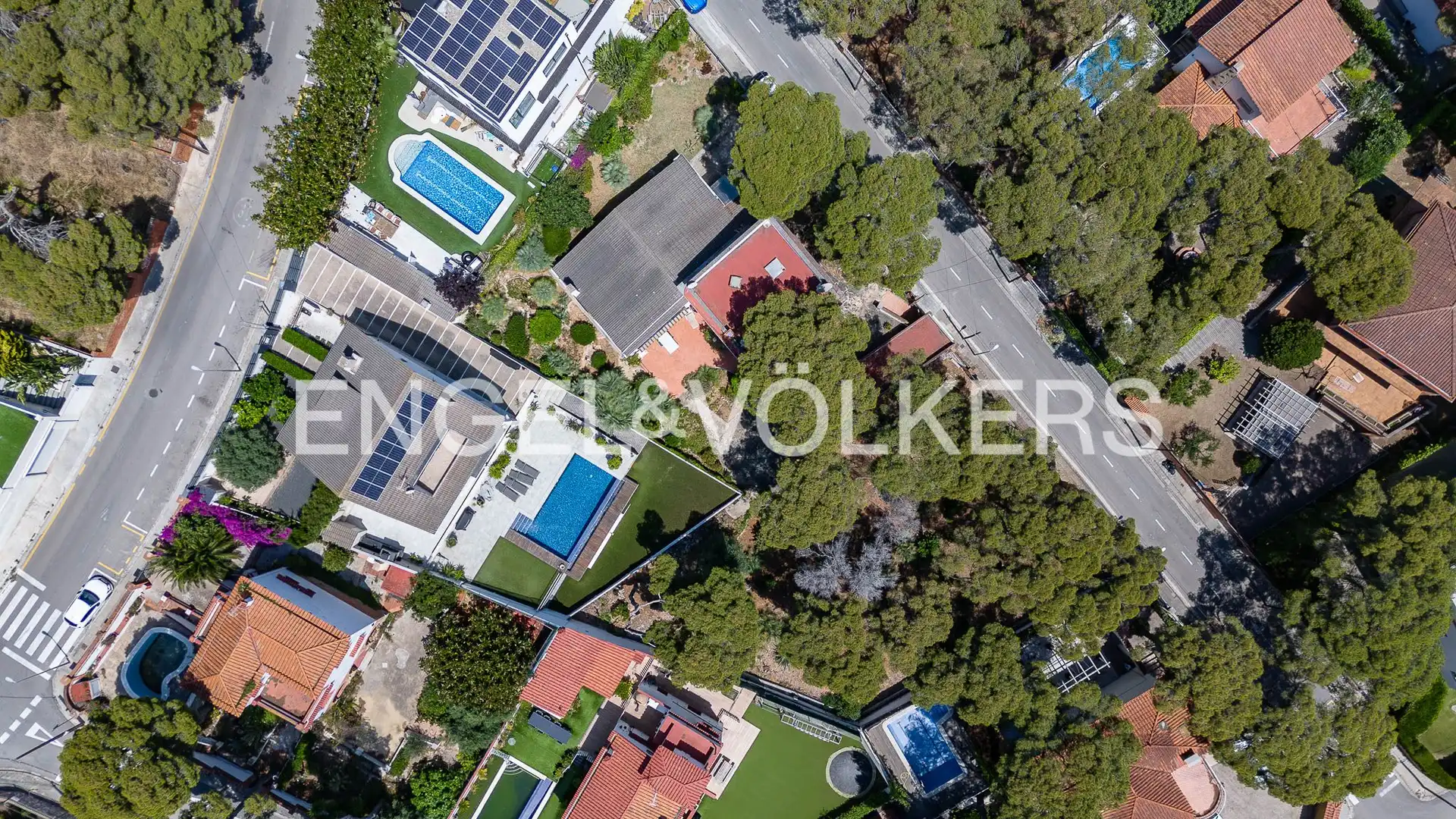 Vista exterior de Casa o xalet en venda en Castelldefels amb Calefacció, Jardí privat i Terrassa