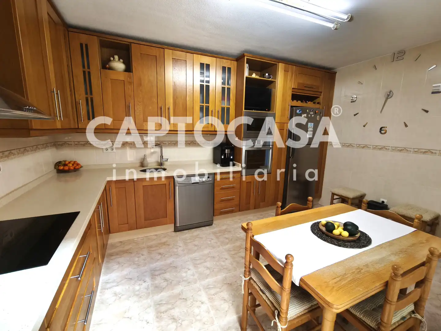 Cuina de Casa adosada en venda en Cartagena amb Aire condicionat, Terrassa i Traster