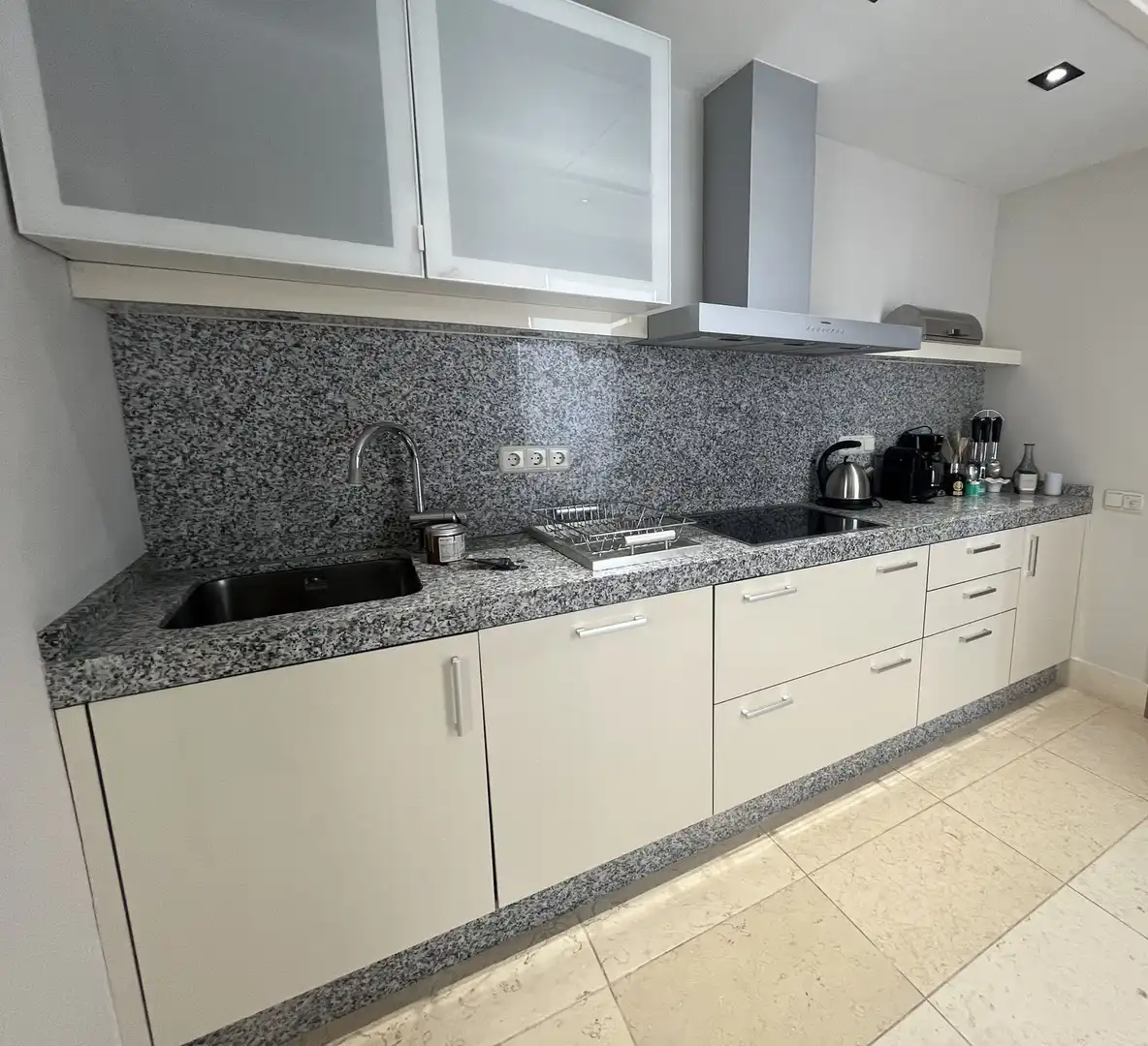Wohnung mit Pool zum Verkauf in Carretera de Lomas de Marbella 7J, imagen 6