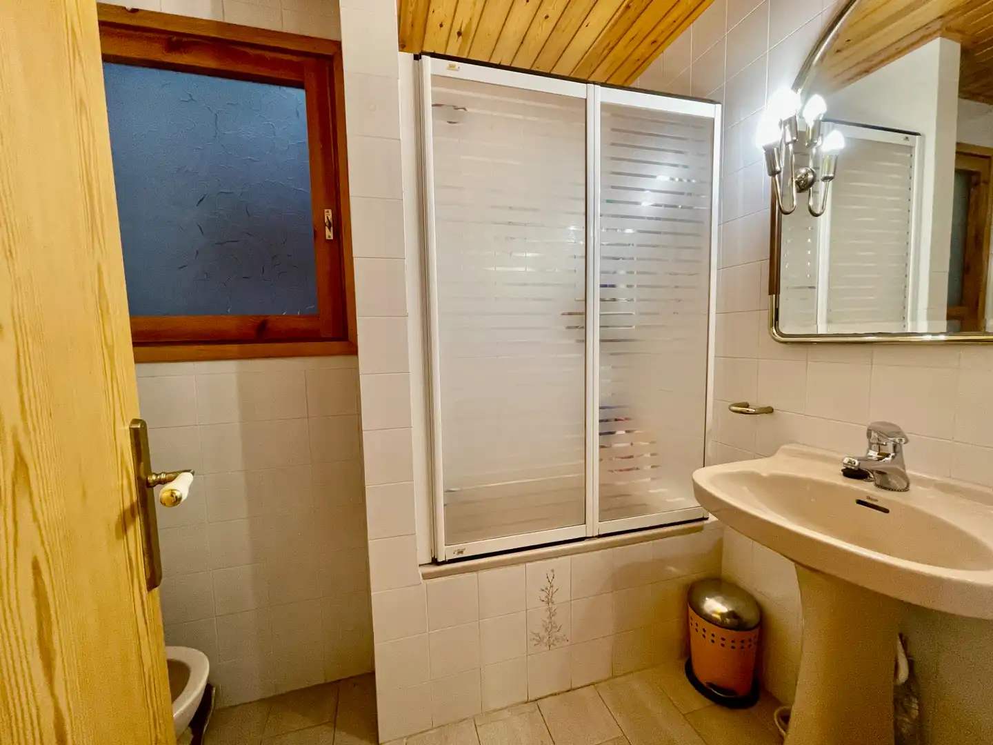 Baño de Casa o chalet en venta en Sant Pau de Segúries con Aire acondicionado, Jardín privado y Terraza